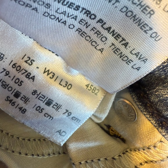 DENIZEN from Levi's Curvy Slim Jeans Light Wash Women's Size 12S W31 L30 - Picture 5 of 7